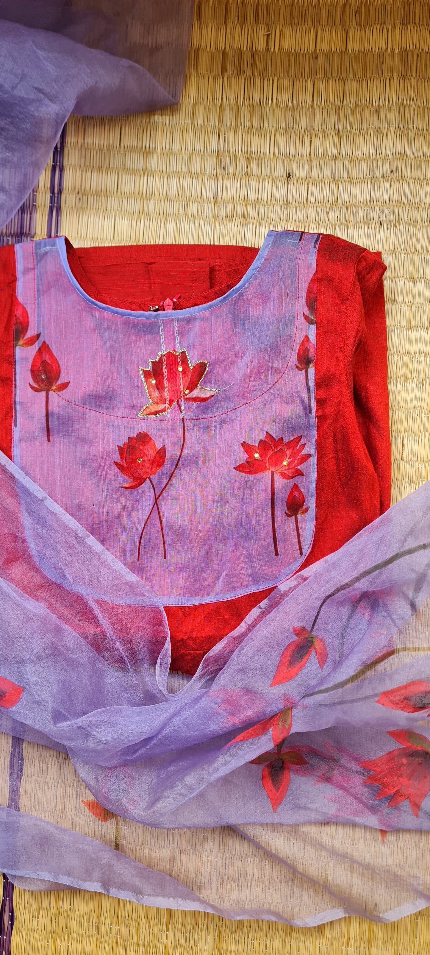 Unique Elegance: Lavender and Maroon Lotus Yoke Work Kurti with Hand-Painted Lotus Dupatta