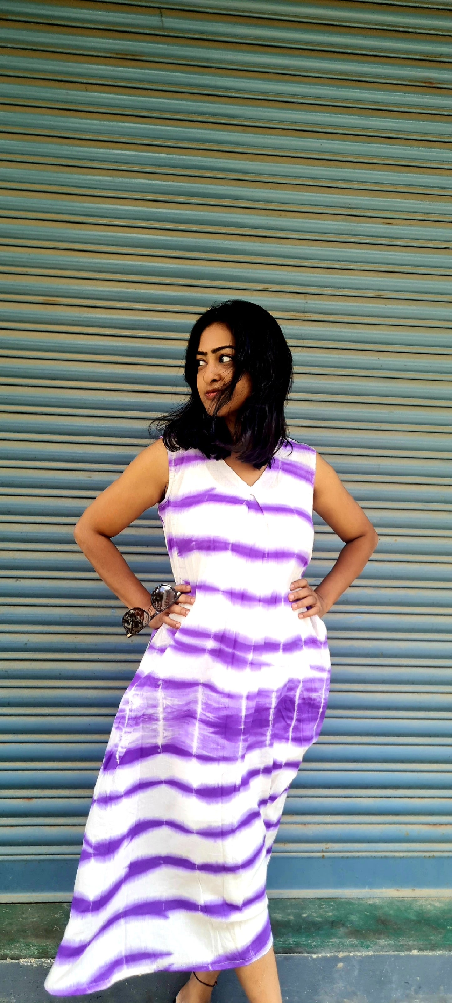 Elegant Purple and White Tie-Dye Mul Cotton Flowy Long Top with Pockets