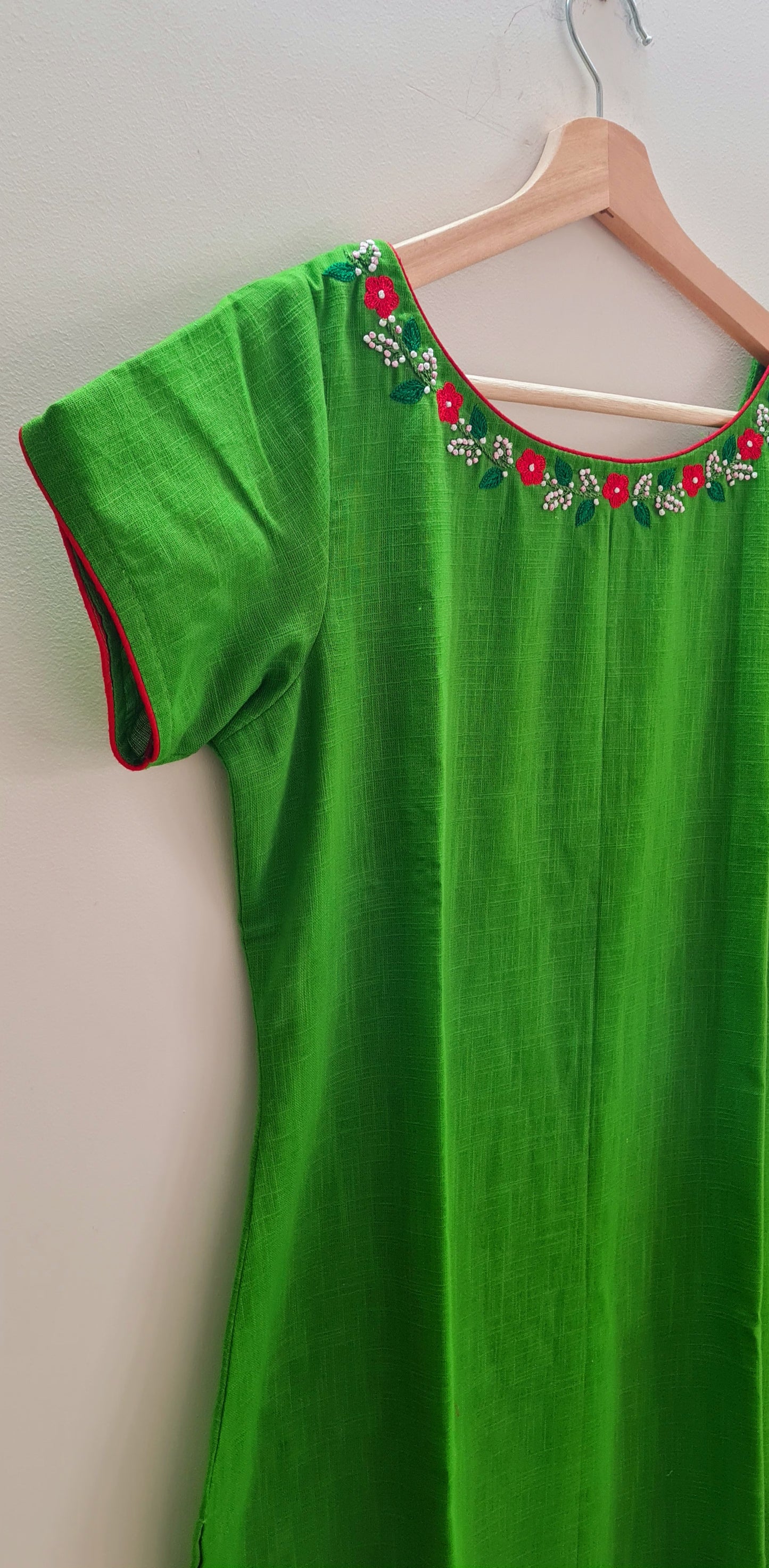 Floral Elegance: Pure Cotton Kurti with Hand Embroidery..