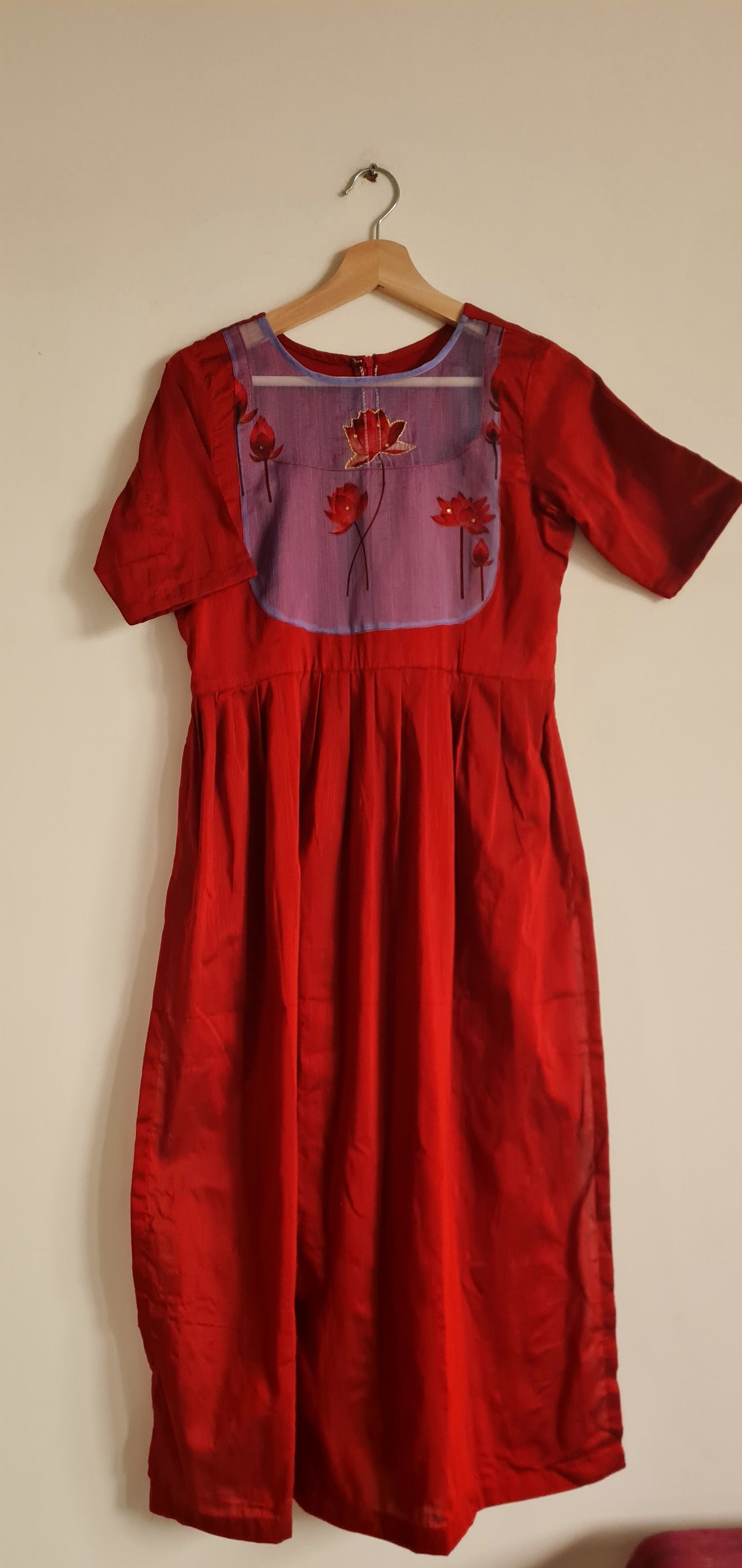 Unique Elegance: Lavender and Maroon Lotus Yoke Work Kurti with Hand-Painted Lotus Dupatta